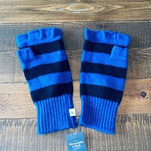 New Abercrombie & Fitch Mittens Gloves Women’s A&F